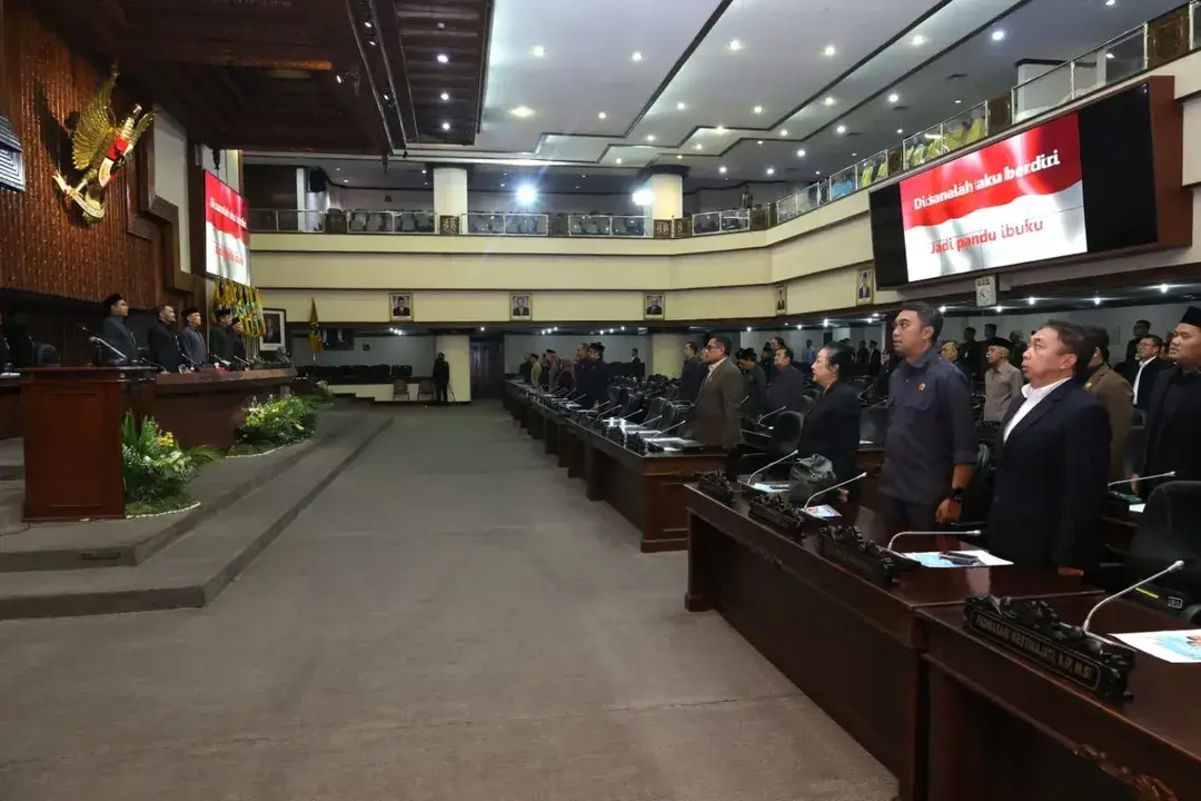 Paripurna DPRD Jateng: Tugiman B. Semita Ditunjuk Jadi Ketua Pansus LKPj Gubernur 2025