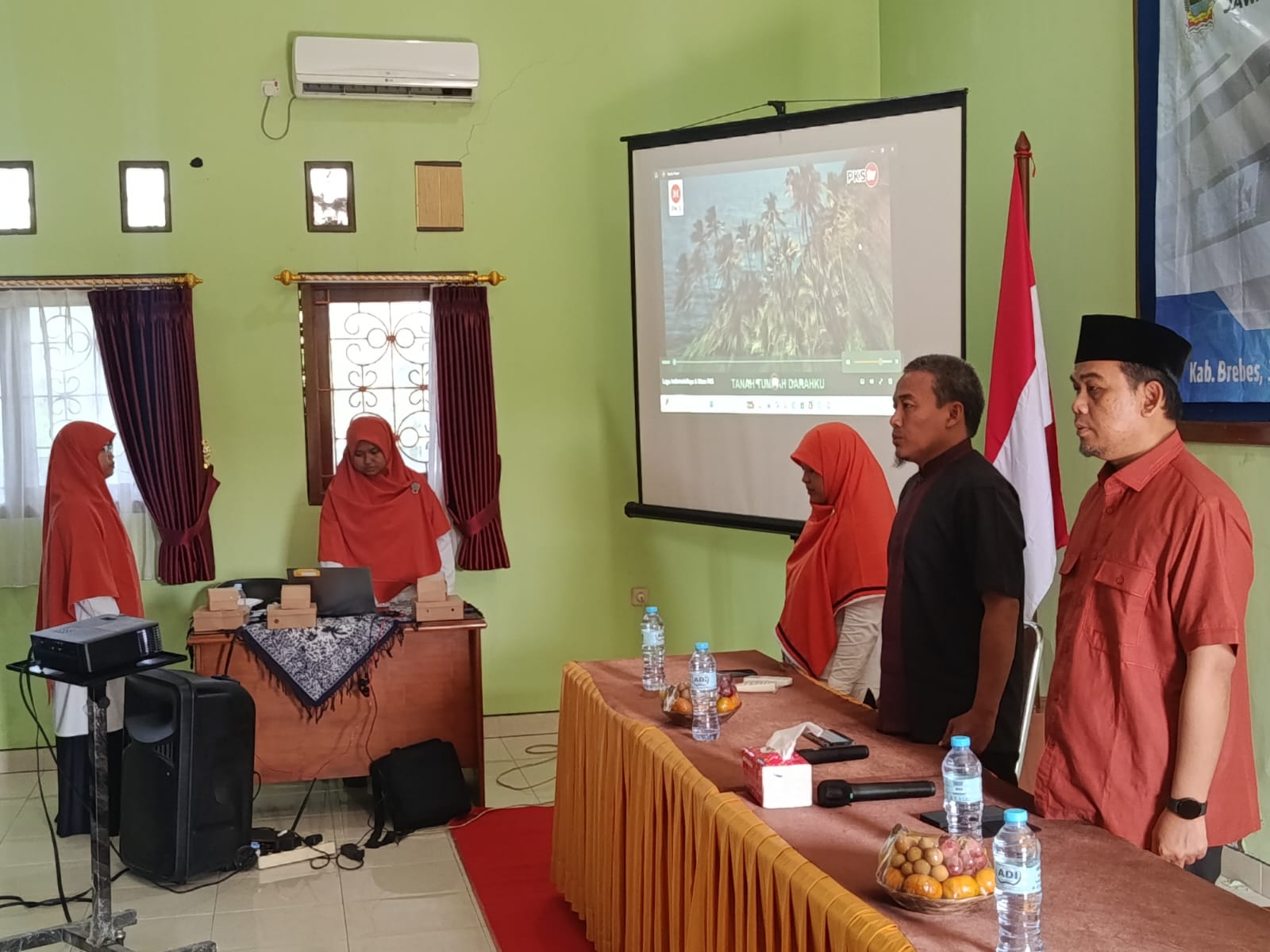 Sururul Fuad Soroti Strategisnya Peran Perempuan, Sebut Penentu Arah Politik dan Motor Ekonomi Daerah