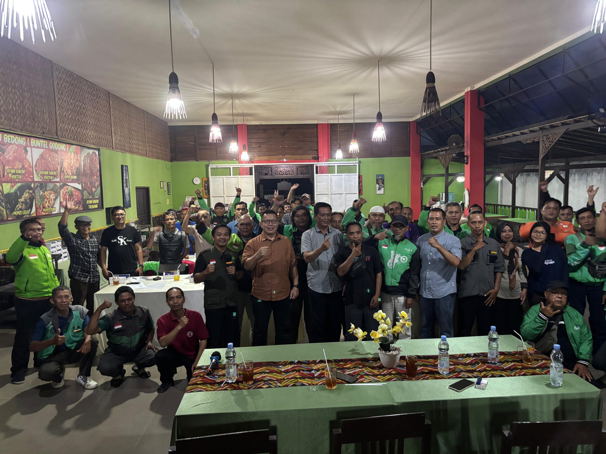 Dengar Keluhan Driver Online Purbalingga, Karsono Janji Kawal Ambulans Gratis hingga Selter Ojol