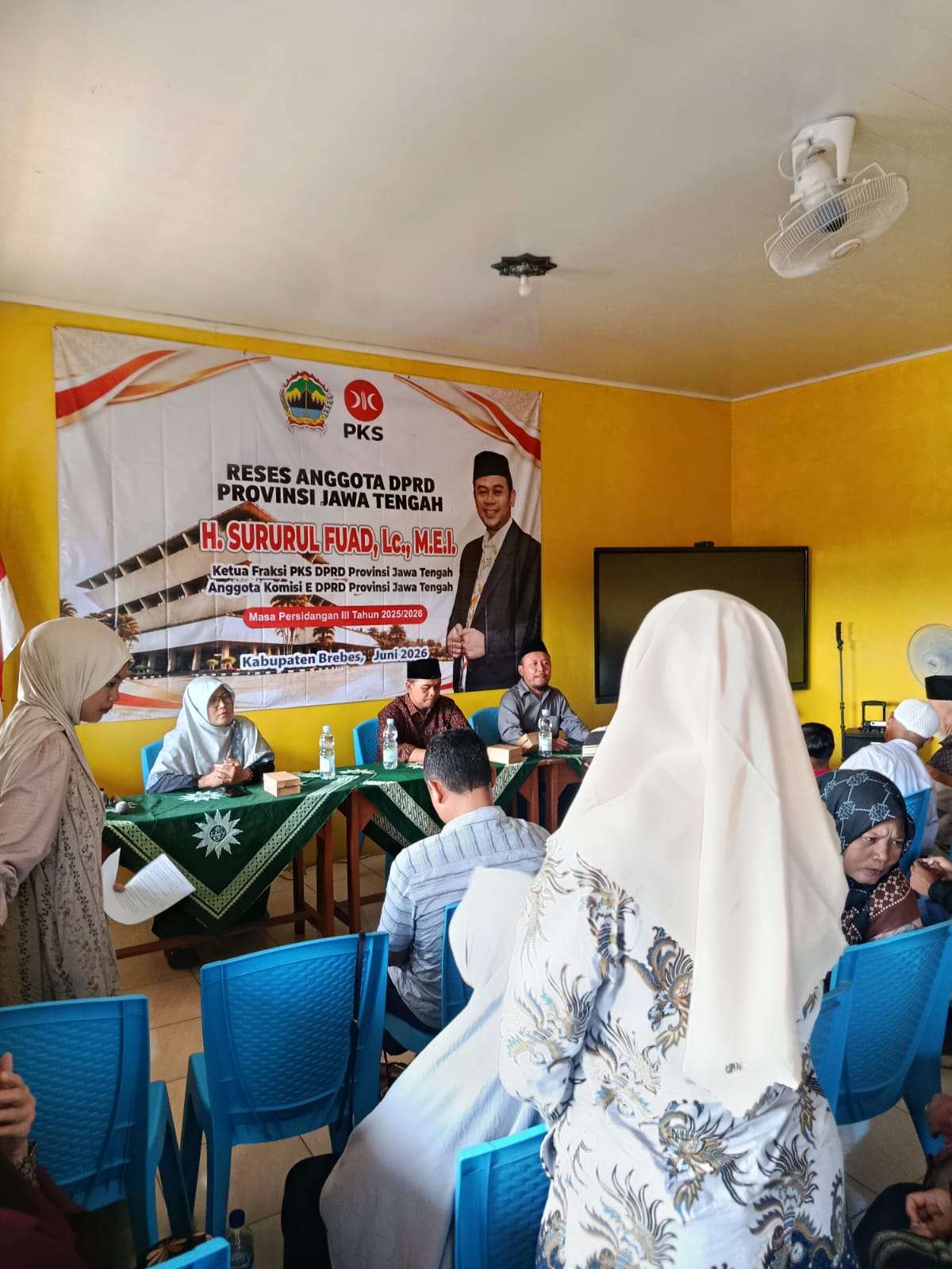 Reses di Songgom Brebes, Ketua Fraksi PKS Jateng Kawal Anggaran Pendidikan dan Infrastruktur Desa