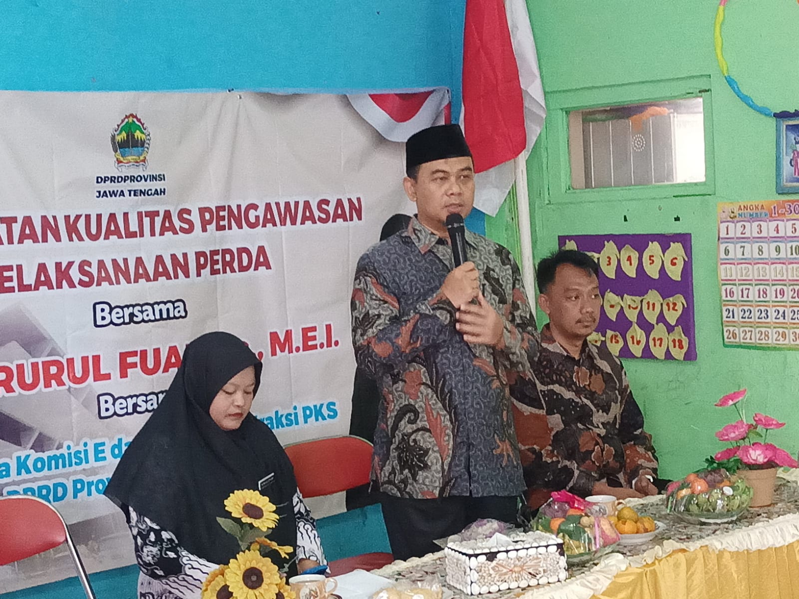 Soroti Temuan Ombudman Soal Jual Beli Seragam, Sururul Fuad Desak Disdikbud Jateng Beri Sanksi Tegas